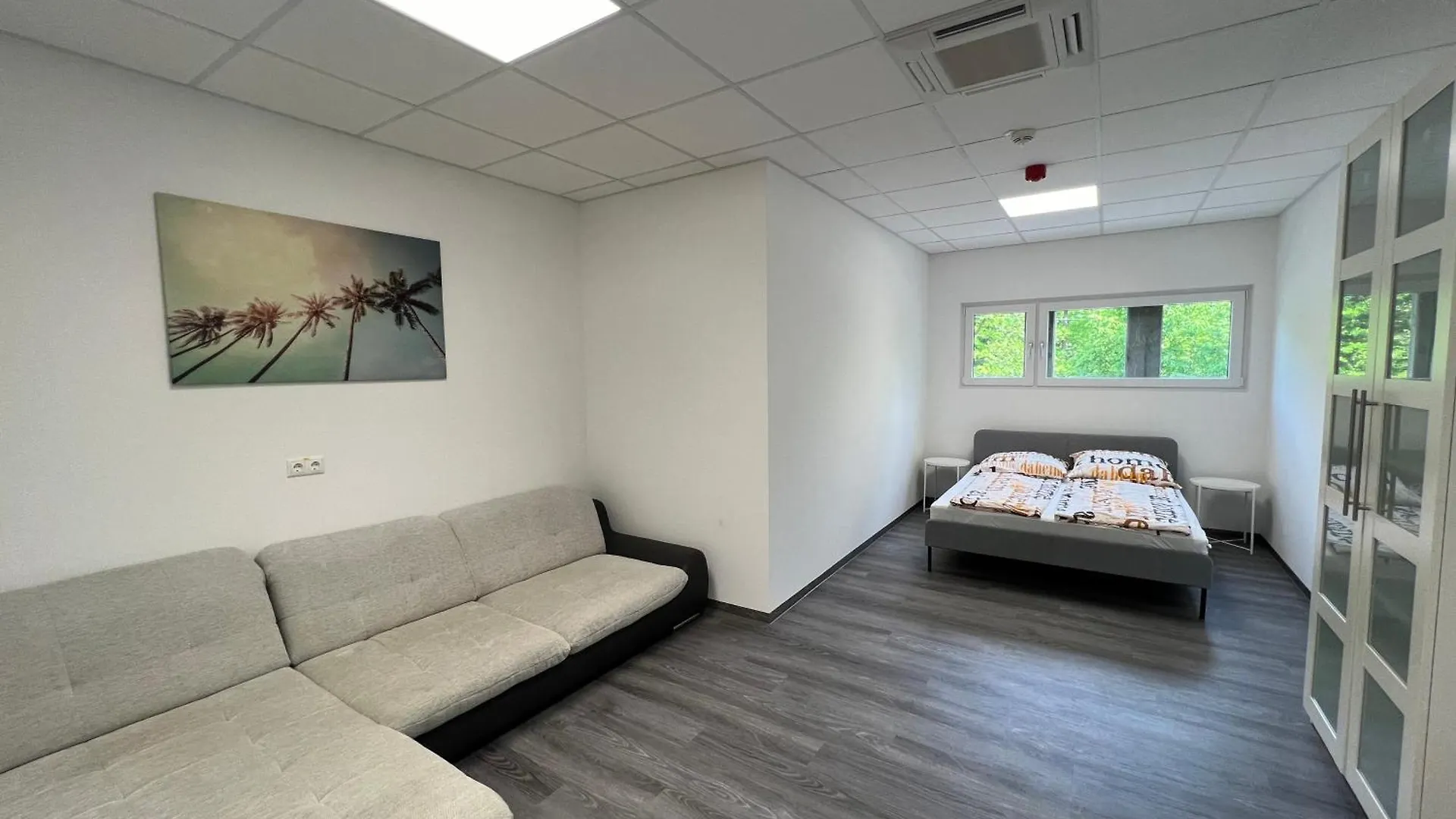 Driver Rooms Neurenberg 0*,  Duitsland